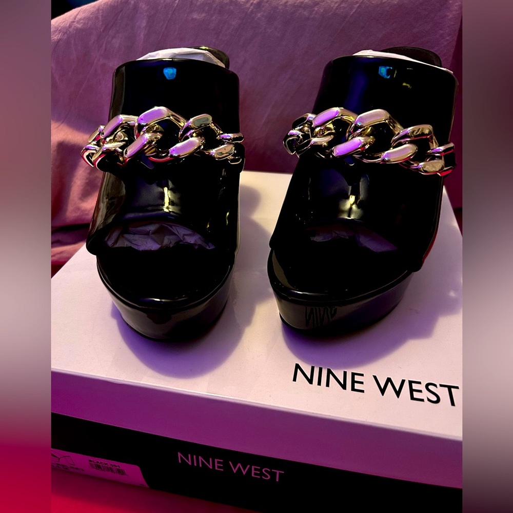 Nine West Relee Platforms Size 8.5 NIB